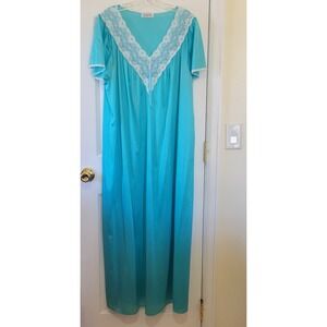 Vintage Vanity Fair Turquoise Blue Lace Trim Maxi Nightgown Sleepwear USA Made L